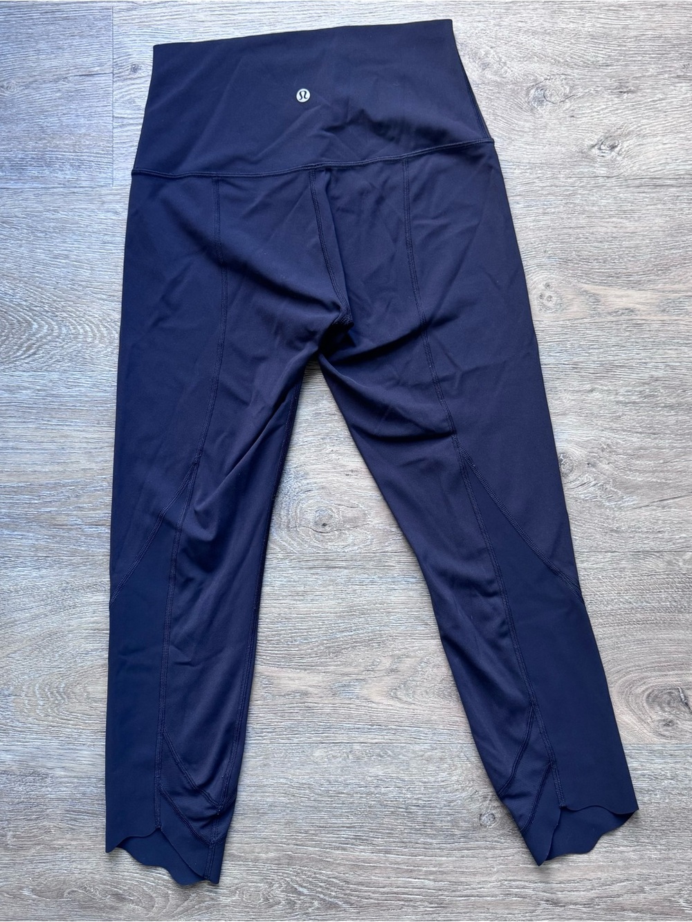Lululemon Special Editon Wunder Under High-Rise Scallop Leggings - size 6 Black